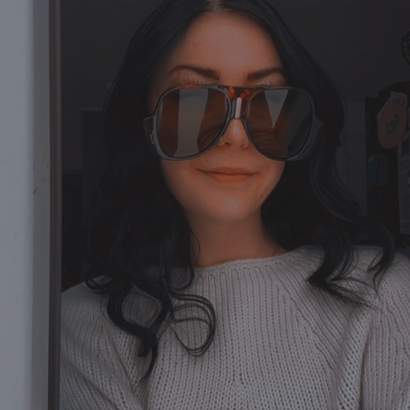 helloqueenbee